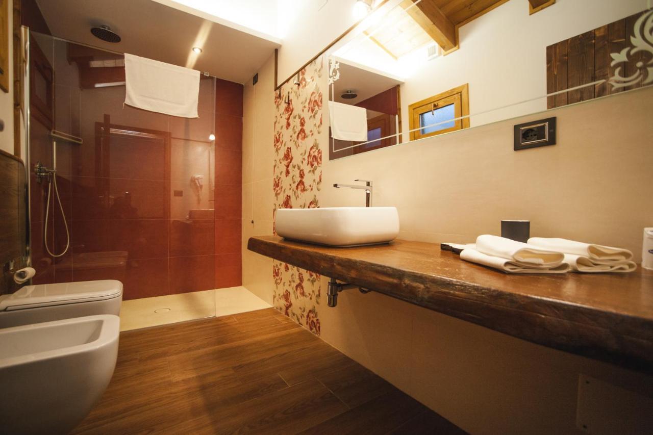 Agri-Hotel Da Marianna Resort & Spa Santa Domenica Vittoria Esterno foto