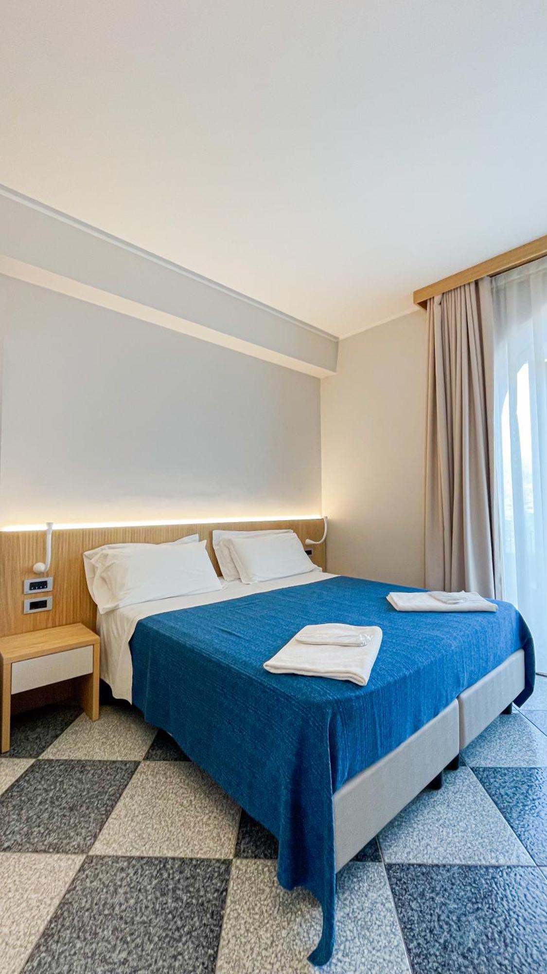 Agri-Hotel Da Marianna Resort & Spa Santa Domenica Vittoria Esterno foto