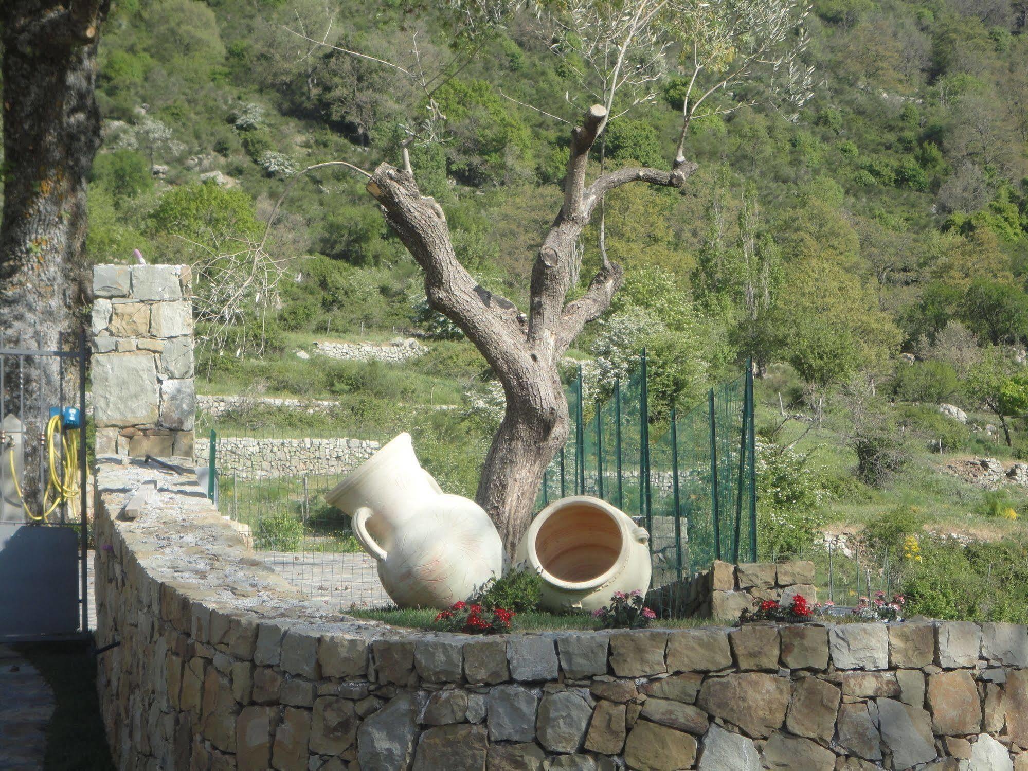 Agri-Hotel Da Marianna Resort & Spa Santa Domenica Vittoria Esterno foto