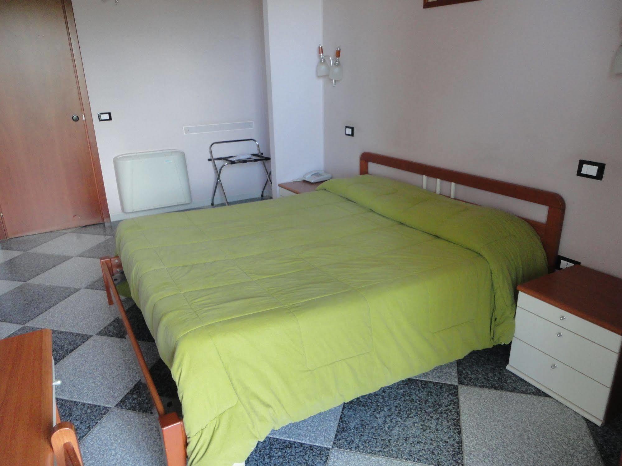 Agri-Hotel Da Marianna Resort & Spa Santa Domenica Vittoria Esterno foto