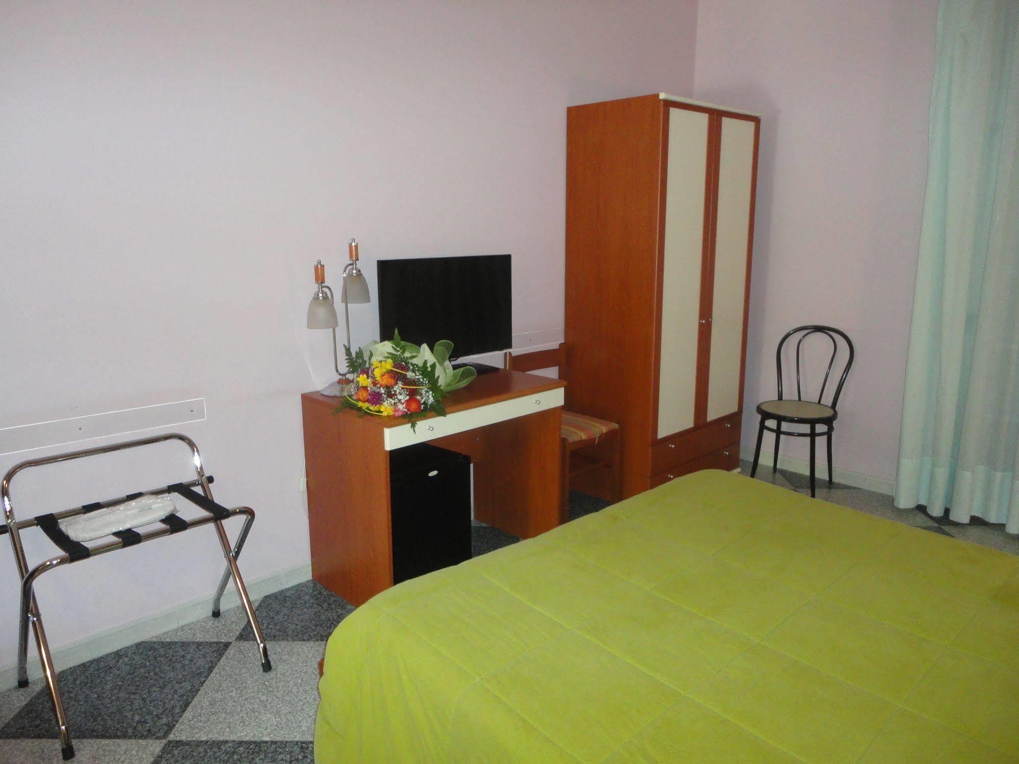 Agri-Hotel Da Marianna Resort & Spa Santa Domenica Vittoria Esterno foto