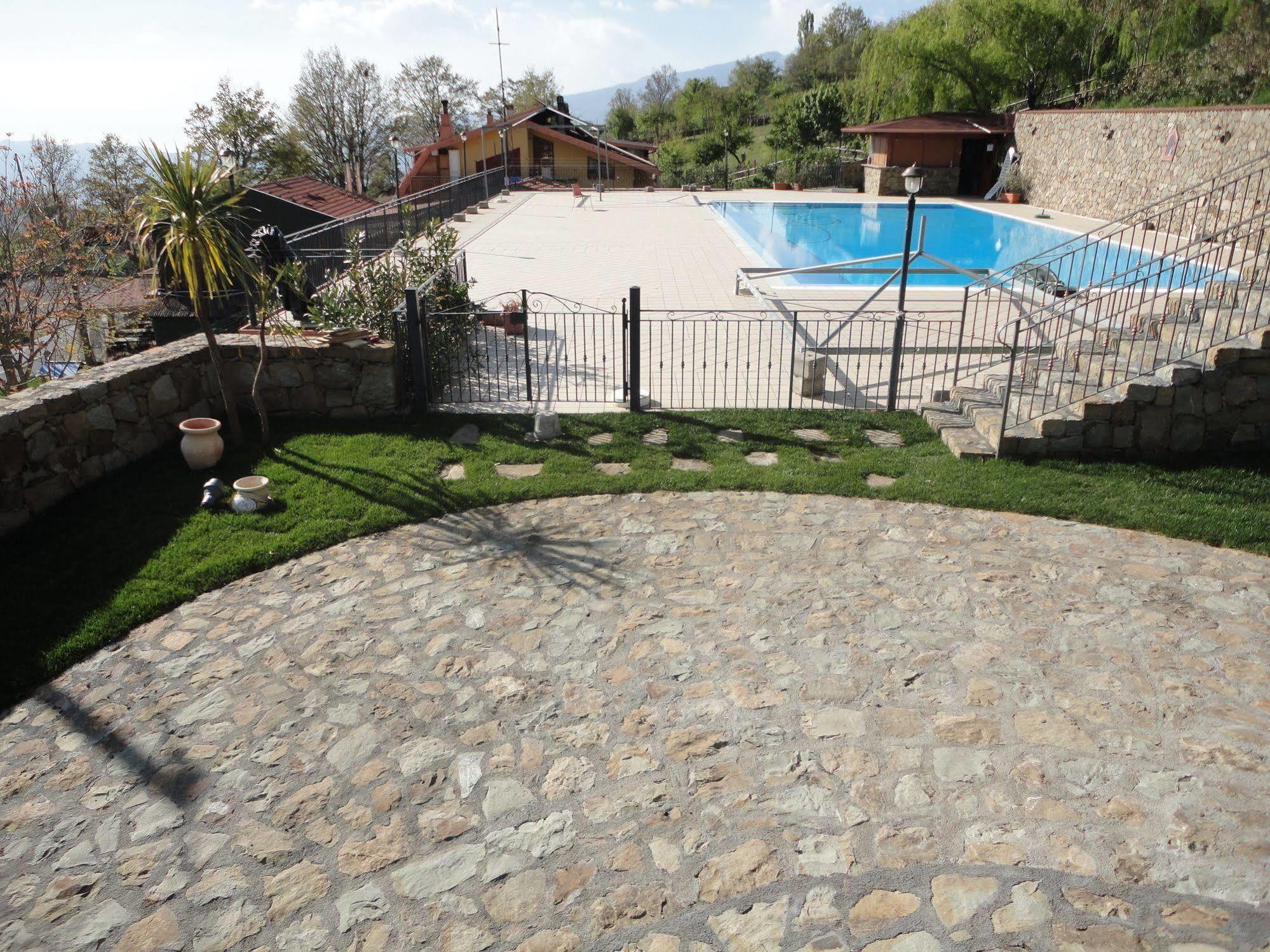Agri-Hotel Da Marianna Resort & Spa Santa Domenica Vittoria Esterno foto